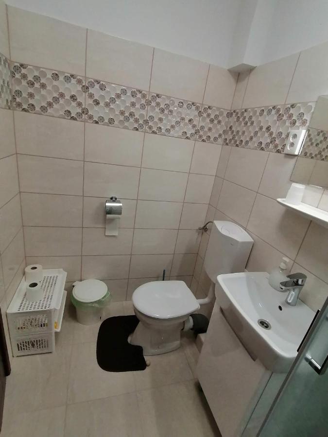 Joos Apartman Sarvar Exterior photo